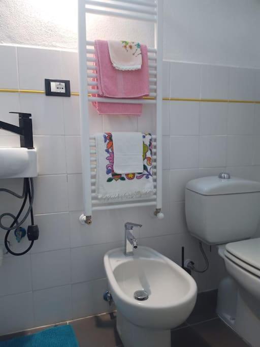 Appartamento Nel Borgo - Casa Del Pellegrino Sulla Via Francigena Aulla Exterior foto